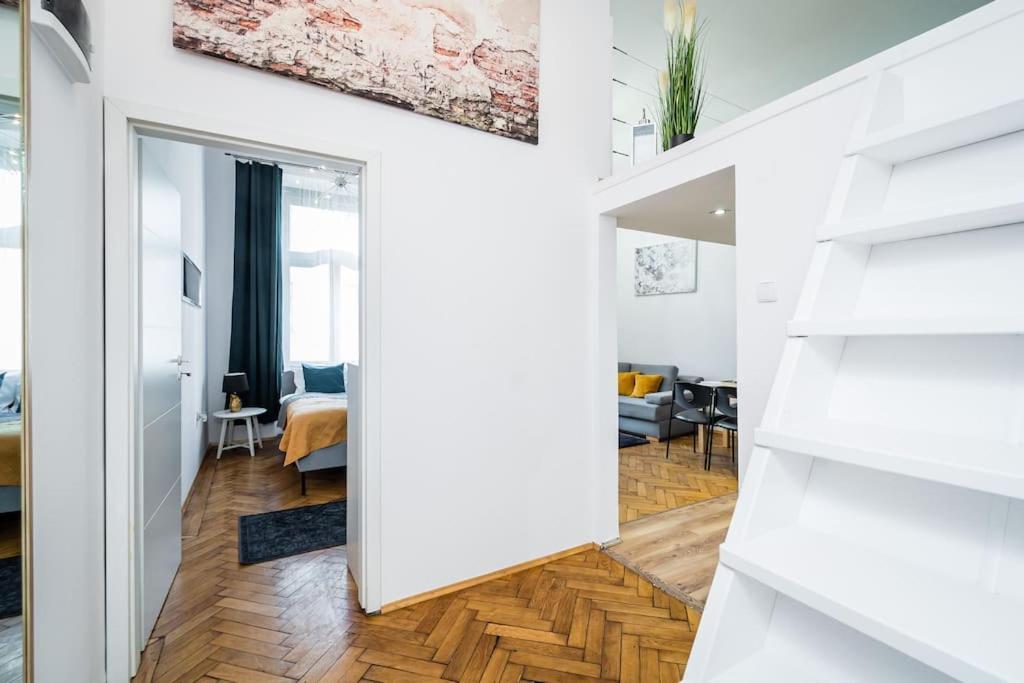 Royal City Apartment 40 M2 克拉科夫 外观 照片