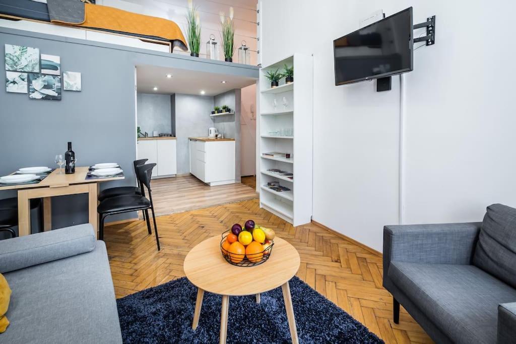 Royal City Apartment 40 M2 克拉科夫 外观 照片