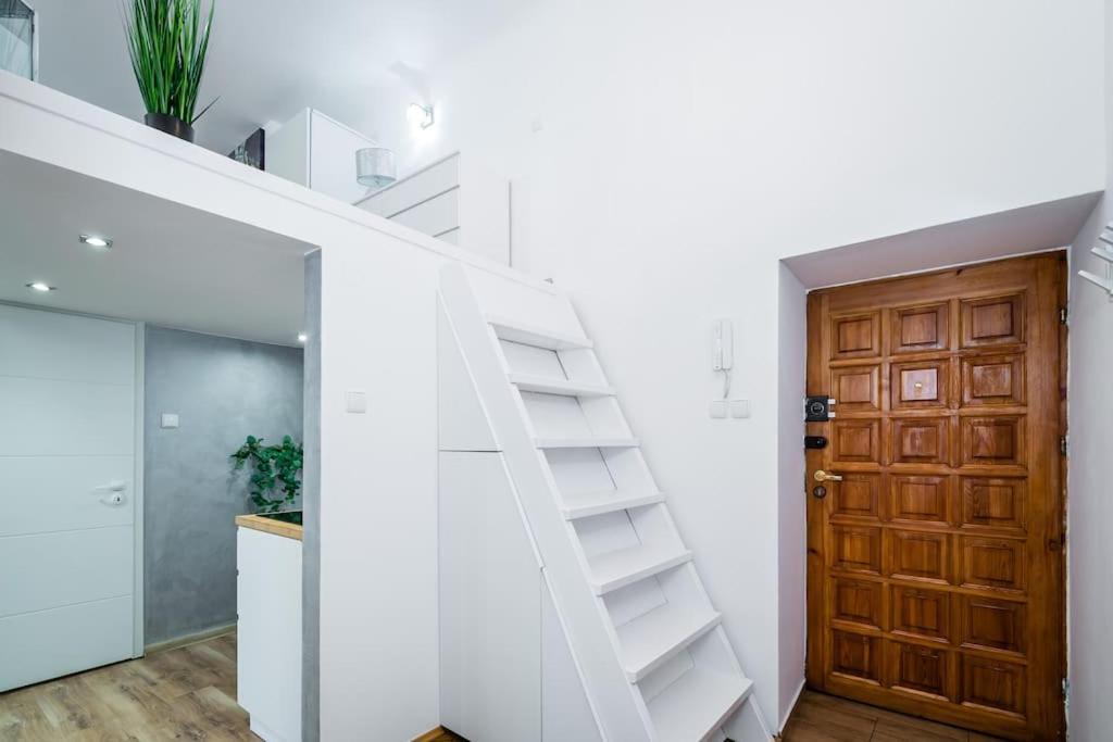 Royal City Apartment 40 M2 克拉科夫 外观 照片